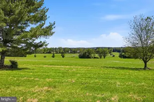 220 Sassamansville Rd, Gilbertsville, PA 19525 - Photo 9