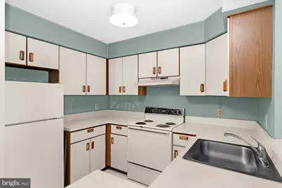 105 Foxmeadow Dr #CONDO 105, Royersford, PA 19468 - Photo 7