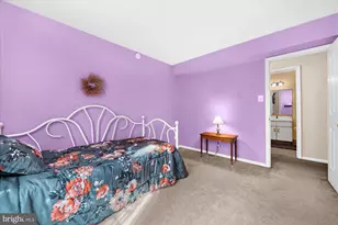 105 Foxmeadow Dr, Royersford, PA 19468 - Photo 9