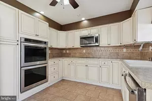 2643 Phipps Ave, Willow Grove, PA 19090 - Photo 9