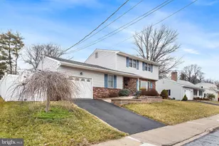 241 W Diamond St, Souderton, PA 18964 - Photo 9