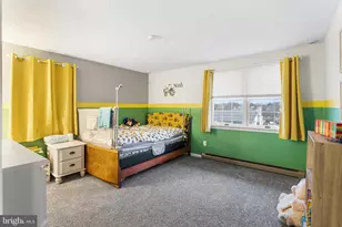 241 W Diamond St, Souderton, PA 18964 - Photo 29