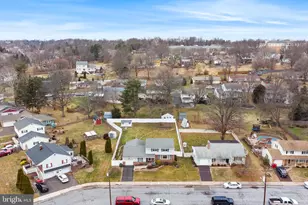 241 W Diamond St, Souderton, PA 18964 - Photo 3