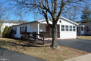 640 Apple St, Red Hill, PA 18076 - Photo 3