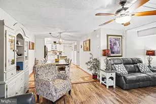 177 Woodstream Dr, Norristown, PA 19403 - Photo 9