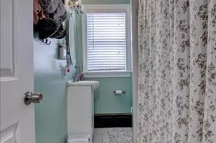 1727 Powell St, Norristown, PA 19401 - Photo 21