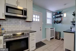 1727 Powell St, Norristown, PA 19401 - Photo 17