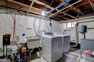 1727 Powell St, Norristown, PA 19401 - Photo 25