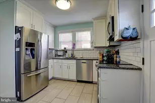 1727 Powell St, Norristown, PA 19401 - Photo 15