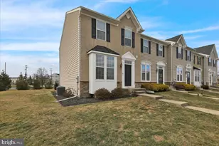 106 Raven Ct, Gilbertsville, PA 19525 - Photo 3