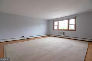 708 Carmen Dr, Norristown, PA 19401 - Photo 3