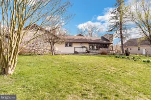 512 Elizabeth Dr, Eagleville, PA 19403 - Photo 1