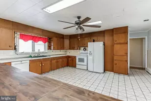 512 Elizabeth Dr, Eagleville, PA 19403 - Photo 7