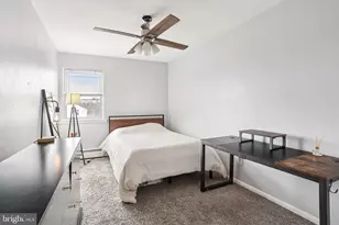 2402 Walnut Ridge Estate, Pottstown, PA 19464 - Photo 21