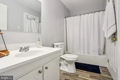 2402 Walnut Ridge Estate, Pottstown, PA 19464 - Photo 23