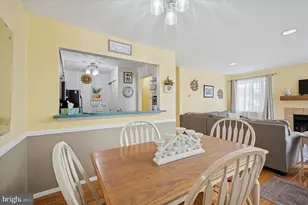 11 Brookside Ct, Horsham, PA 19044 - Photo 11