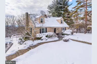 3104 W Mt Kirk Avenue, Norristown, PA 19403 - Photo 3