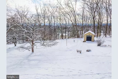 3104 W Mt Kirk Avenue, Norristown, PA 19403 - Photo 9