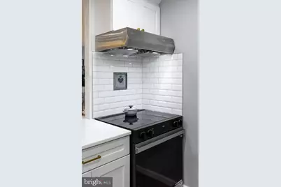 48 Llanfair Rd Llanfair Rd #7, Ardmore, PA 19003 - Photo 15