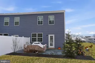 975 Still Waters Ln, Pennsburg, PA 18073 - Photo 17