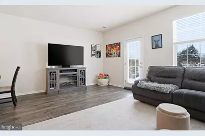 975 Still Waters Lane, Pennsburg, PA 18073 - Photo 3