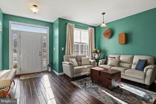 367 Manor Cir, Harleysville, PA 19438 - Photo 3