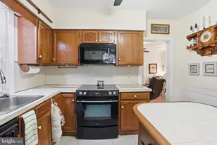 136 Jenkins Ave, Lansdale, PA 19446 - Photo 9