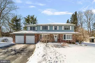 9 Sweet Gum Ln, Horsham, PA 19044 - Photo 1