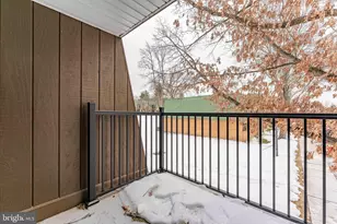 1602 Meadowview Ln, Mont Clare, PA 19453 - Photo 9