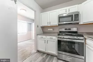 1602 Meadowview Ln, Mont Clare, PA 19453 - Photo 17