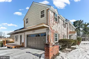 1715 Sandy Hill Rd, Plymouth Meeting, PA 19462 - Photo 3