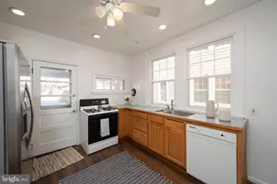 2423 Jenkintown Rd, Glenside, PA 19038 - Photo 11