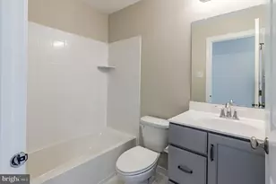 772 W 2nd St, Lansdale, PA 19446 - Photo 21