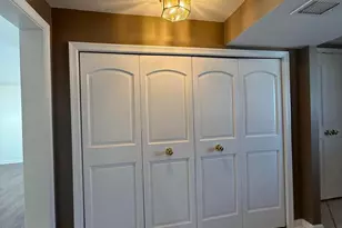 240 Sweetbriar Cir, King of Prussia, PA 19406 - Photo 17