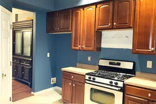 233 Creekside Dr, Pottstown, PA 19464 - Photo 5