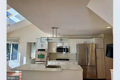 8233 Fairview Road, Elkins Park, PA 19027 - Photo 3