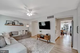 201 Stratford Ct, Lansdale, PA 19446 - Photo 7