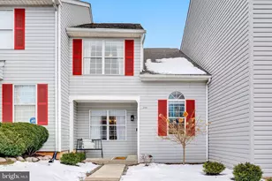 201 Stratford Ct, Lansdale, PA 19446 - Photo 1