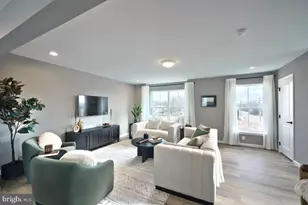 716 Deerfield Blvd, Pennsburg, PA 18073 - Photo 13