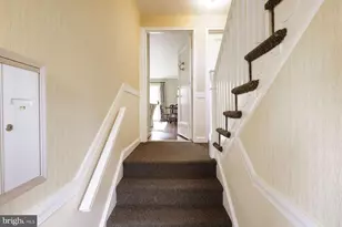 922 Montgomery Ave, Bryn Mawr, PA 19010 - Photo 3