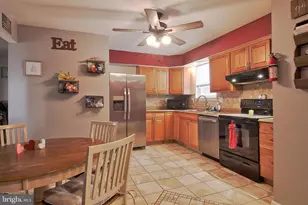 523 Village Ln., Pottstown, PA 19464 - Photo 5