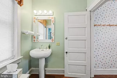 513 N Broad Street, Lansdale, PA 19446 - Photo 17