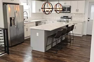 113 E Vine St, Hatfield, PA 19440 - Photo 3