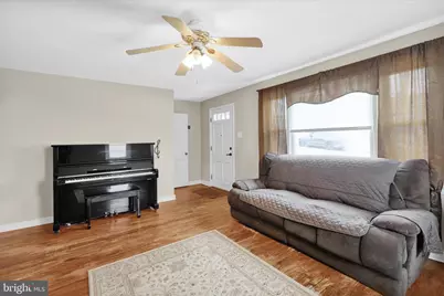 136 Reynolds Avenue, Pottstown, PA 19464 - Photo 5