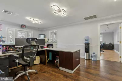 239 W Germantown Pike, Norristown, PA 19401 - Photo 11