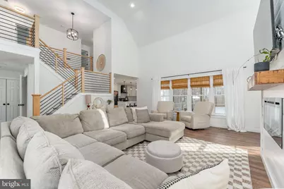 38 E 5th Avenue, Collegeville, PA 19426 - Photo 7