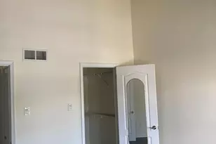 6100 Rolling Hill Dr, North Wales, PA 19454 - Photo 9