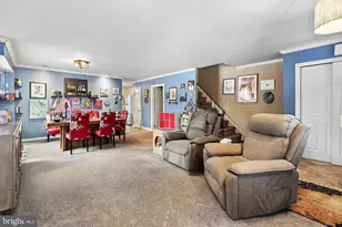 794 Sandra Ln, Norristown, PA 19403 - Photo 3