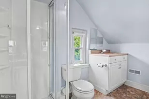201 N Line St, Lansdale, PA 19446 - Photo 21