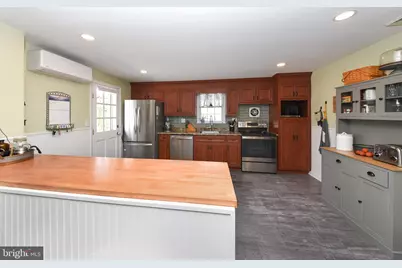 128 E 8th Avenue, Conshohocken, PA 19428 - Photo 13